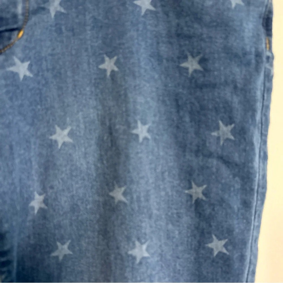 Coldwater Creek Women’s 10 Natural Fit All Over Star Print Jeans Straight Leg - Picture 5 of 11